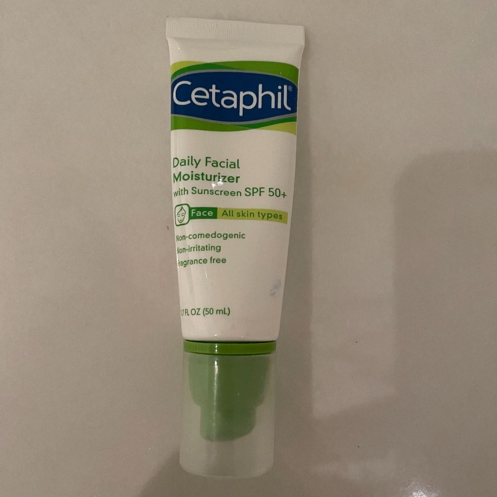 Cetaphil Daily Facial Moisturizer with Sunscreen, SPF 50+